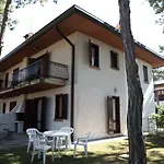Вілла Pinea Бібіоне